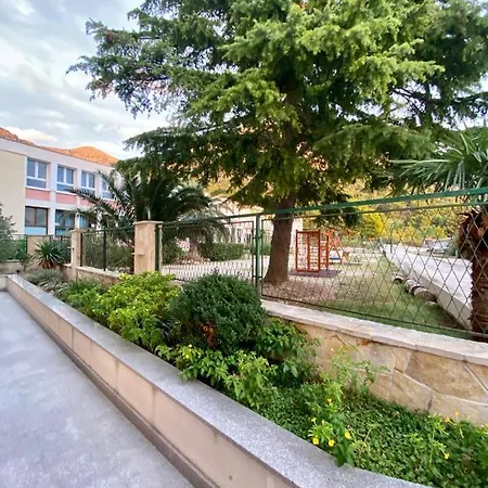 Appartement Grozdana Gradac (Split-Dalmatia)