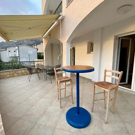 Grozdana * Gradac (Split-Dalmatia)